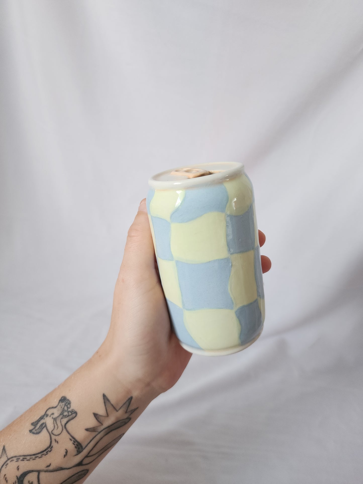 Ceramic sky juice can vase