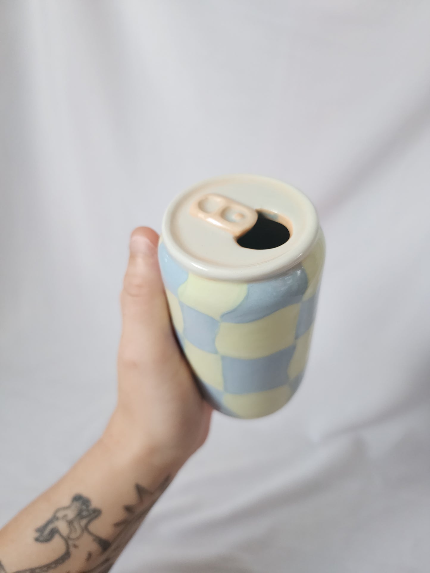 Ceramic sky juice can vase
