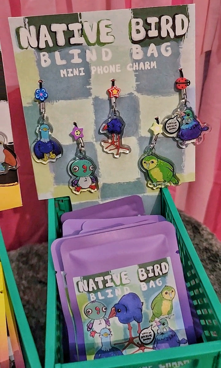 Blind bag - native birds phone charm