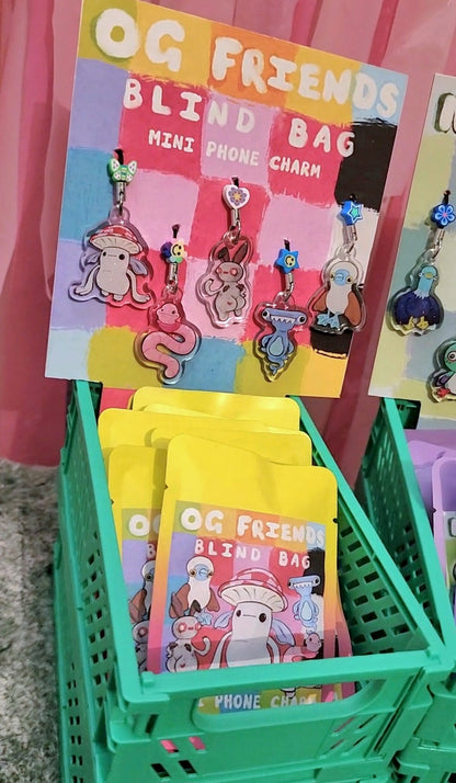 Blind bag - OG friends phone charm