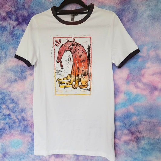 Linoprinted dog shirt
