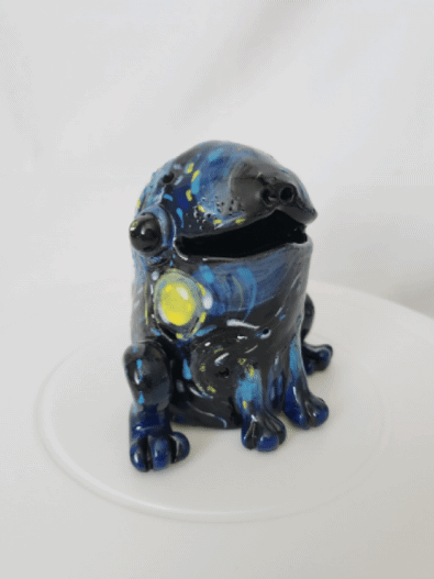 Ceramic starry night frog-dog lamp