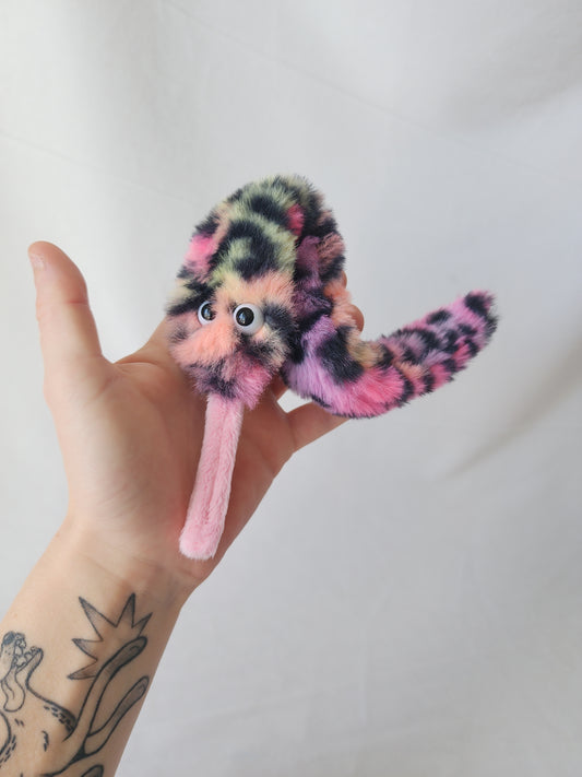 Wurm-on-a-string Leopard
