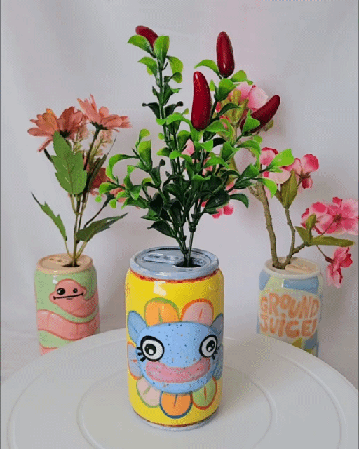 Ceramic Sani face can vase